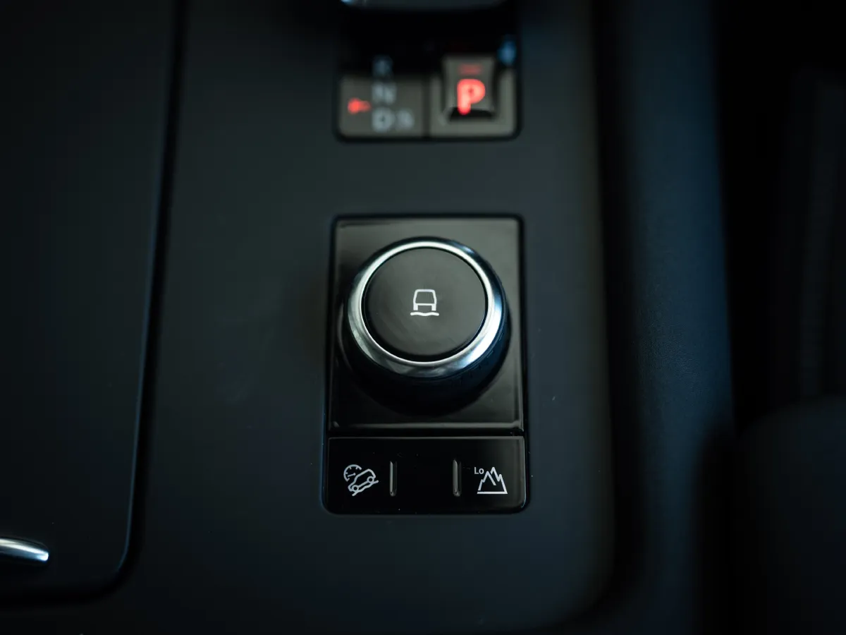 Land Rover Discovery,autocango,china used car exporter,china ev exporter,chinese used car exporter,chinese used ev exporter Land Rover Discovery,autocango,china used car exporter,china ev exporter,chinese used car exporter,chinese used ev exporter