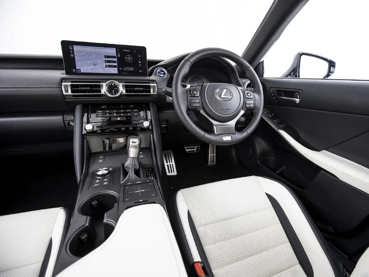 Lexus IS,autocango,china used car exporter,china ev exporter,chinese used car exporter,chinese used ev exporter