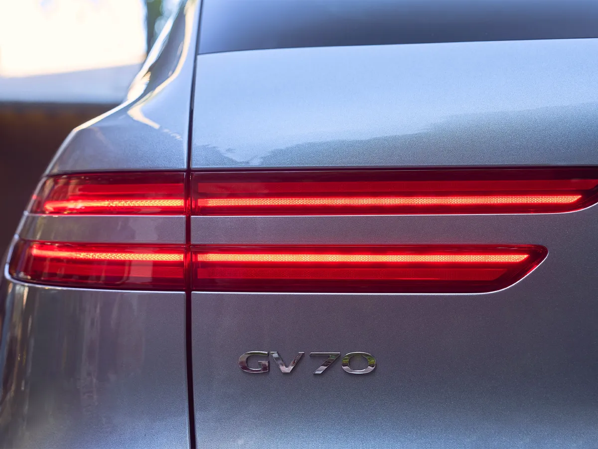 Genesis GV70,autocango,china used car exporter,china ev exporter,chinese used car exporter,chinese used ev exporter