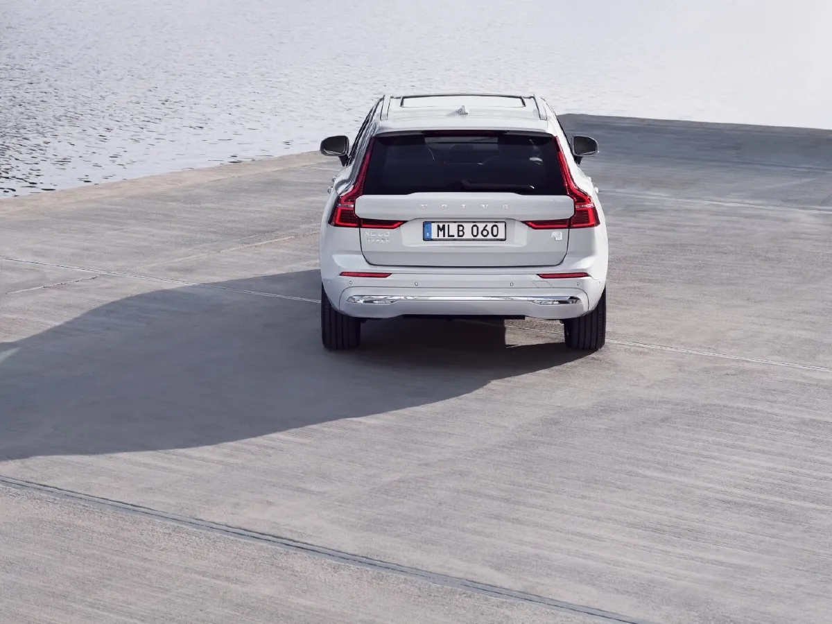 Volvo XC60 PHEV,autocango,china used car exporter,china ev exporter,chinese used car exporter,chinese used ev exporter Volvo XC60 PHEV,autocango,china used car exporter,china ev exporter,chinese used car exporter,chinese used ev exporter