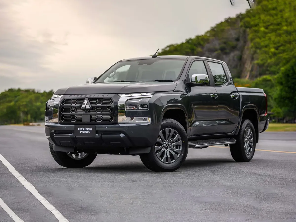 2023 Mitsubishi L200 2.3T 150HP L4 6AT,autocango,china used car exporter,china ev exporter,chinese used car exporter,chinese used ev exporter