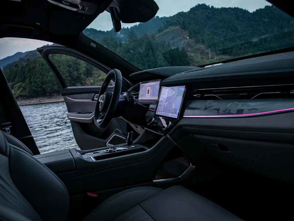 LYNK&CO 09 EM-P,autocango,china used car exporter,china ev exporter,chinese used car exporter,chinese used ev exporter