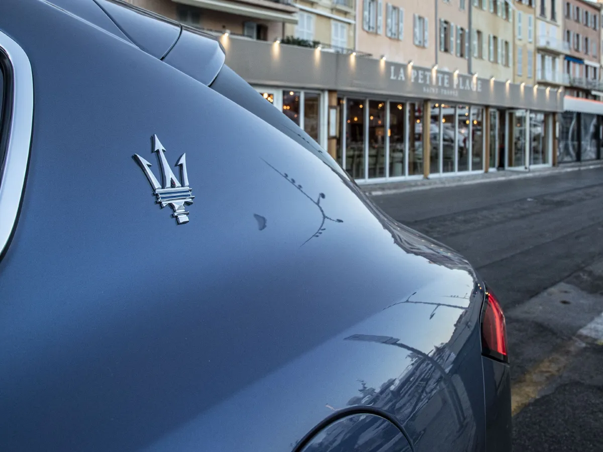 Maserati Levante,autocango,china used car exporter,china ev exporter,chinese used car exporter,chinese used ev exporter