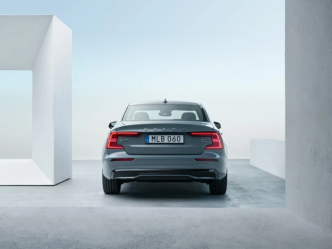 Volvo S60,autocango,china used car exporter,china ev exporter,chinese used car exporter,chinese used ev exporter