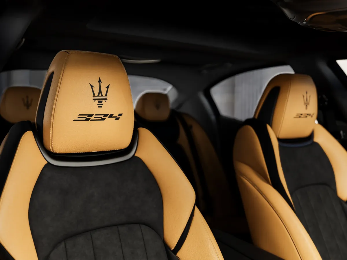 Maserati Ghibli,autocango,china used car exporter,china ev exporter,chinese used car exporter,chinese used ev exporter