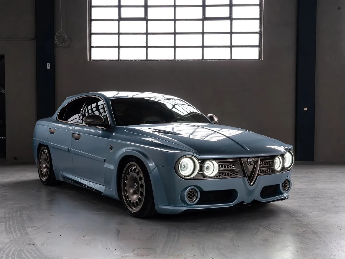 Alfa Romeo Giulia,autocango,china used car exporter,china ev exporter,chinese used car exporter,chinese used ev exporter