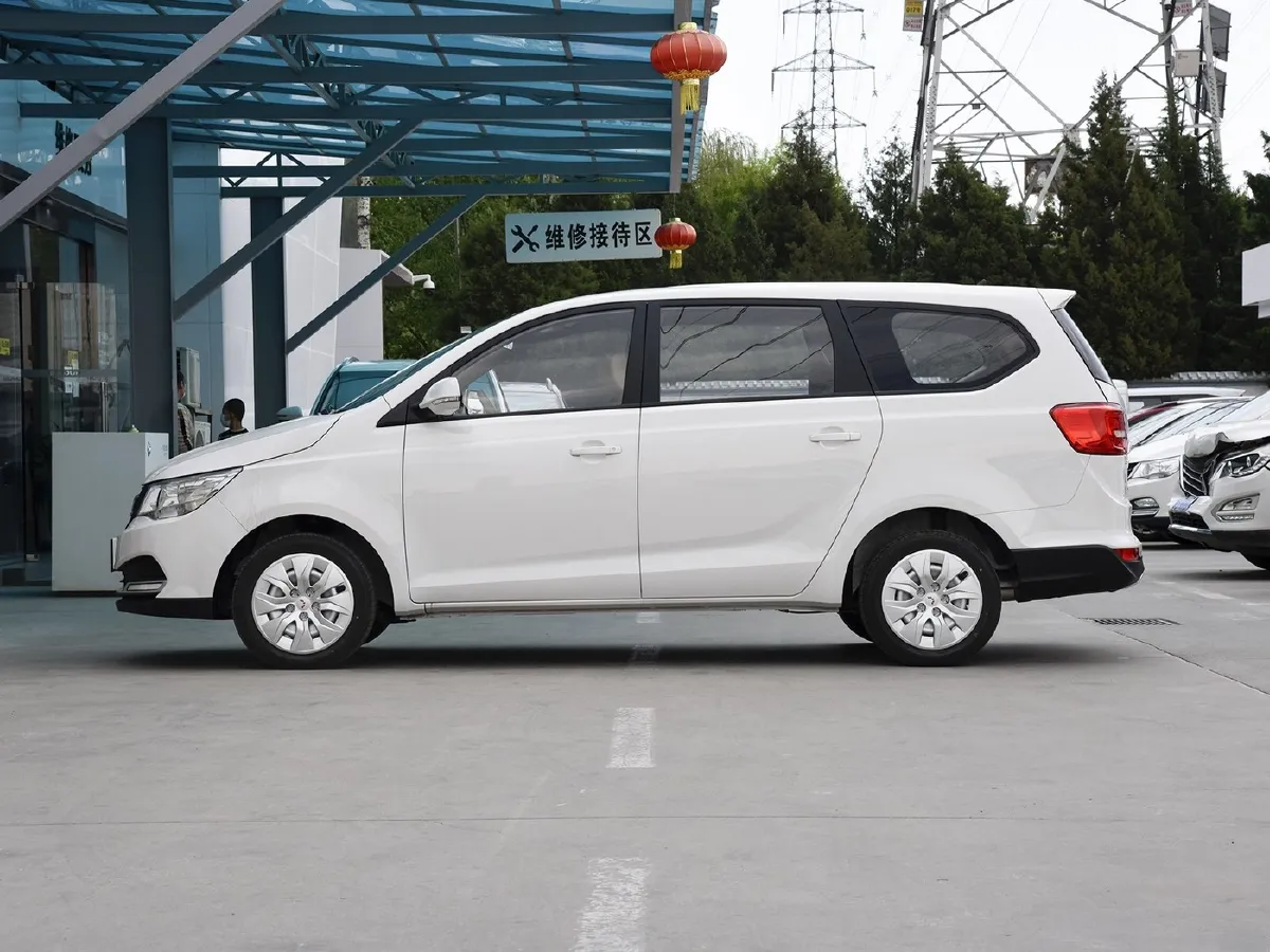 WuLing 730,autocango,china used car exporter,china ev exporter,chinese used car exporter,chinese used ev exporter WuLing 730,autocango,china used car exporter,china ev exporter,chinese used car exporter,chinese used ev exporter