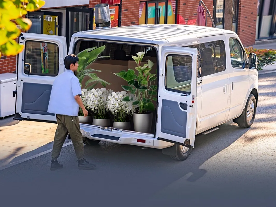 MAXUS XinTu V80,autocango,china used car exporter,china ev exporter,chinese used car exporter,chinese used ev exporter