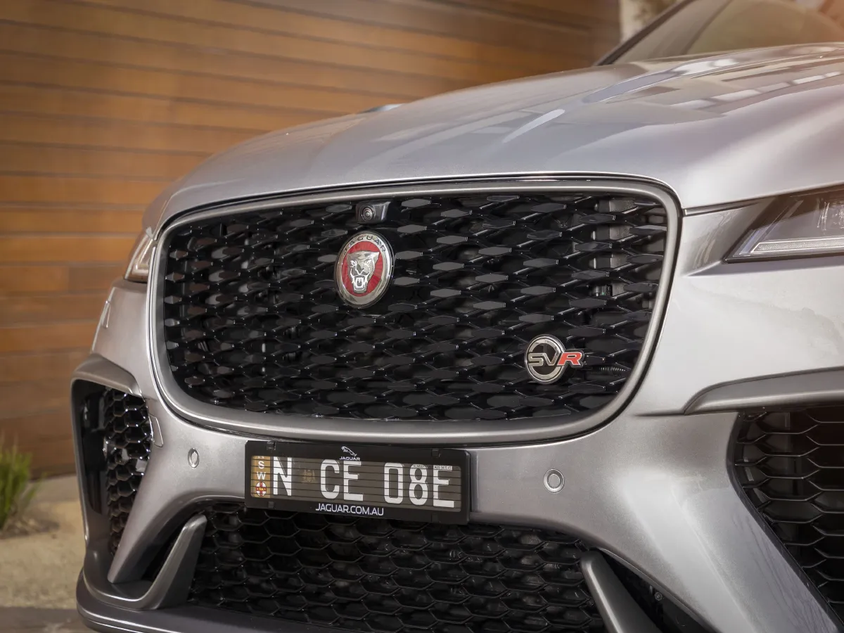 Jaguar F-PACE,autocango,china used car exporter,china ev exporter,chinese used car exporter,chinese used ev exporter