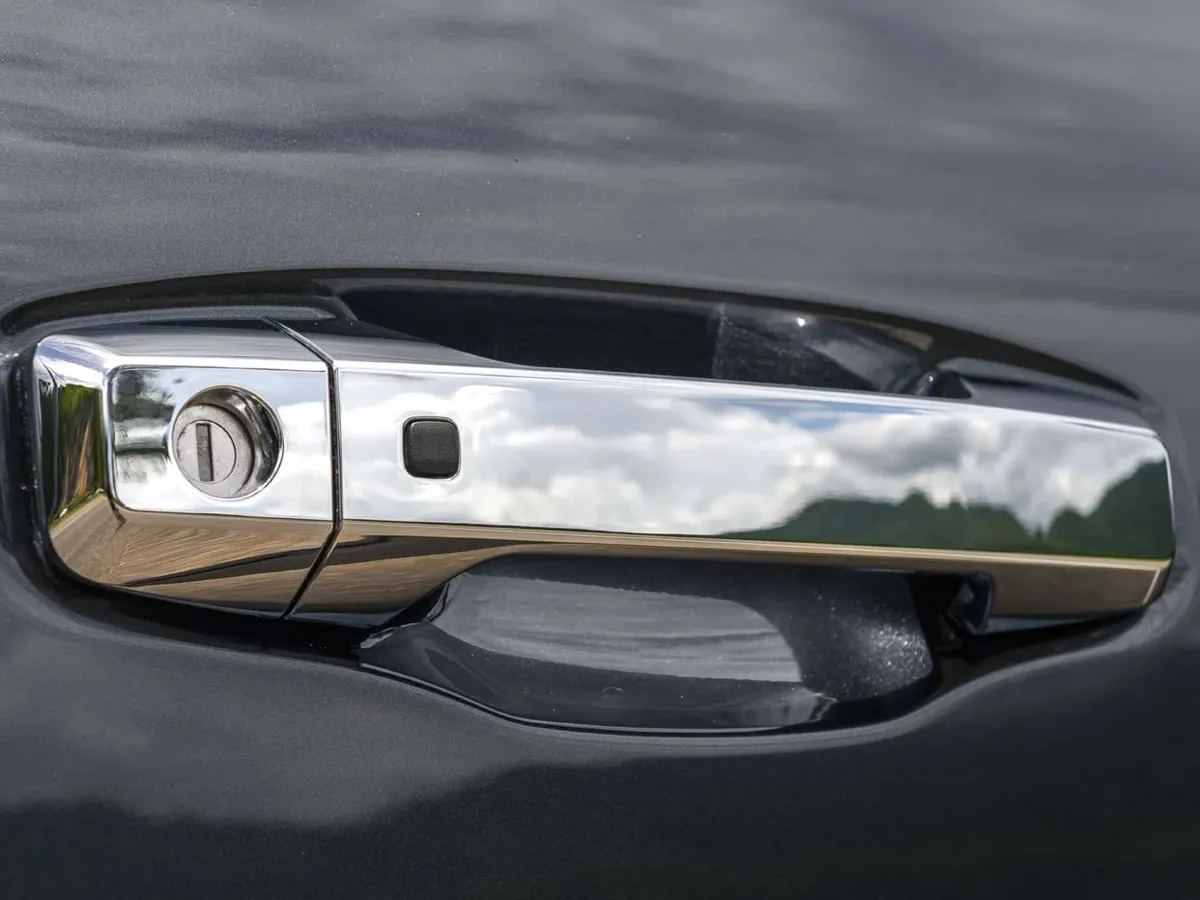 2023 Mitsubishi L200 2.3T 150HP L4 6AT,autocango,china used car exporter,china ev exporter,chinese used car exporter,chinese used ev exporter