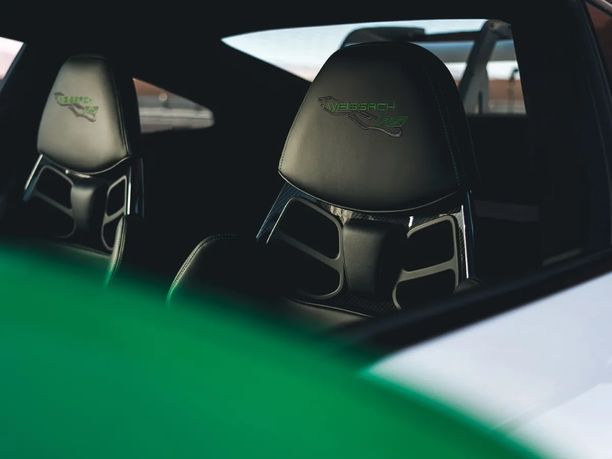 Porsche 911,autocango,china used car exporter,china ev exporter,chinese used car exporter,chinese used ev exporter