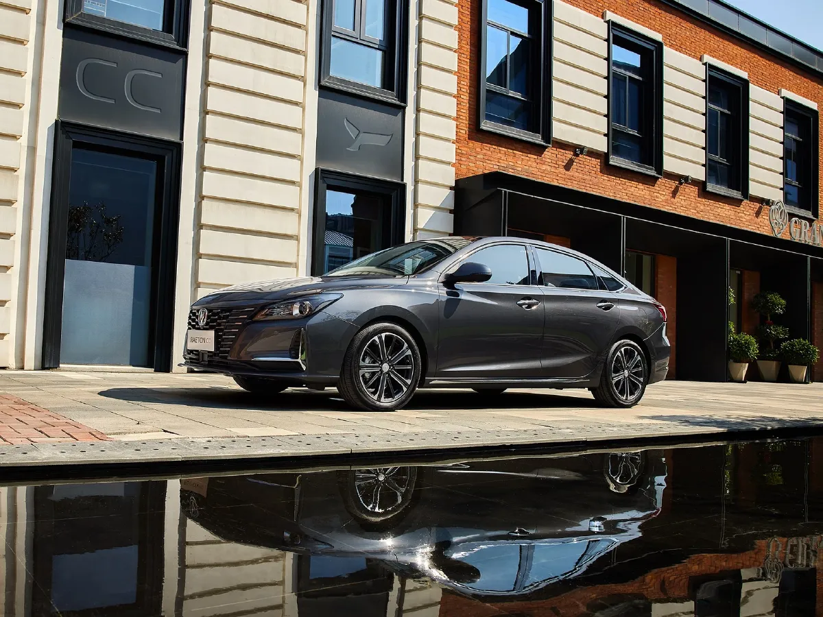 ChangAn Raeton CC,autocango,china used car exporter,china ev exporter,chinese used car exporter,chinese used ev exporter