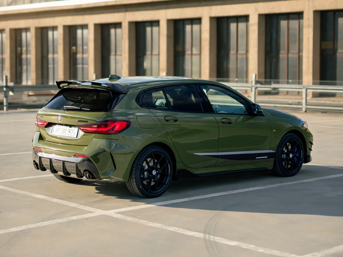 BMW 1 Series,autocango,china used car exporter,china ev exporter,chinese used car exporter,chinese used ev exporter