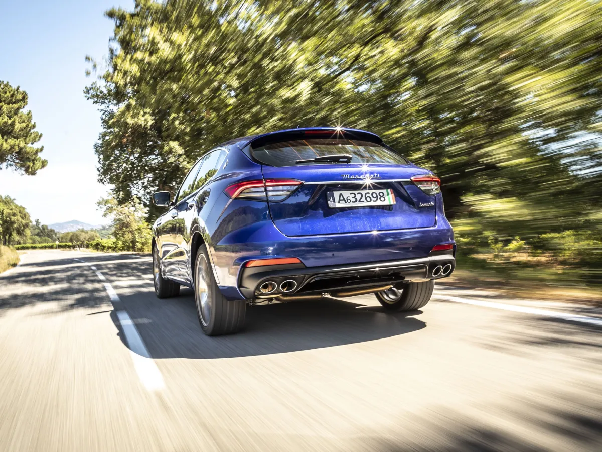 Maserati Levante,autocango,china used car exporter,china ev exporter,chinese used car exporter,chinese used ev exporter