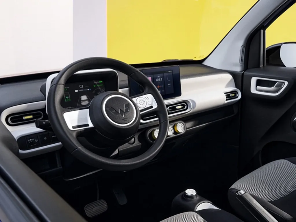 WuLing HongGuang MINI EV,autocango,china used car exporter,china ev exporter,chinese used car exporter,chinese used ev exporter WuLing HongGuang MINI EV,autocango,china used car exporter,china ev exporter,chinese used car exporter,chinese used ev exporter