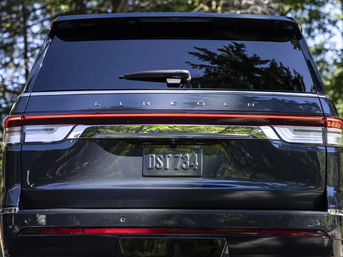 Lincoln Navigator,autocango,china used car exporter,china ev exporter,chinese used car exporter,chinese used ev exporter