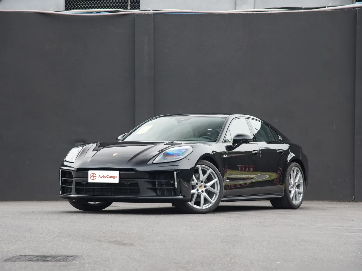 Porsche Panamera,autocango,china used car exporter,china ev exporter,chinese used car exporter,chinese used ev exporter
