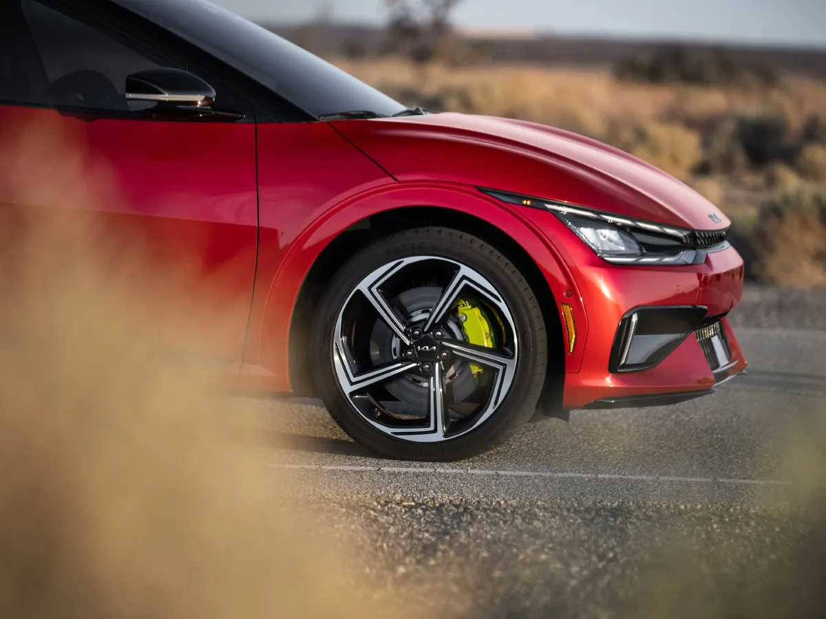 Kia EV6,autocango,china used car exporter,china ev exporter,chinese used car exporter,chinese used ev exporter