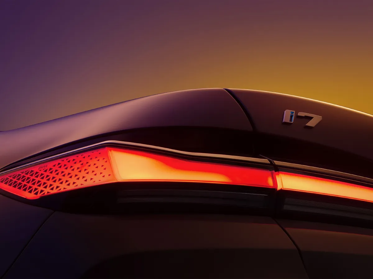 BMW i7,autocango,china used car exporter,china ev exporter,chinese used car exporter,chinese used ev exporter