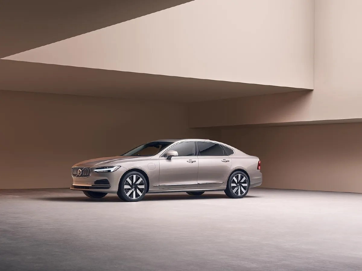 2023 Volvo S90 PHEV 2.0T 310HP L4 8AT PHEV 18.831KWH,autocango,china used car exporter,china ev exporter,chinese used car exporter,chinese used ev exporter