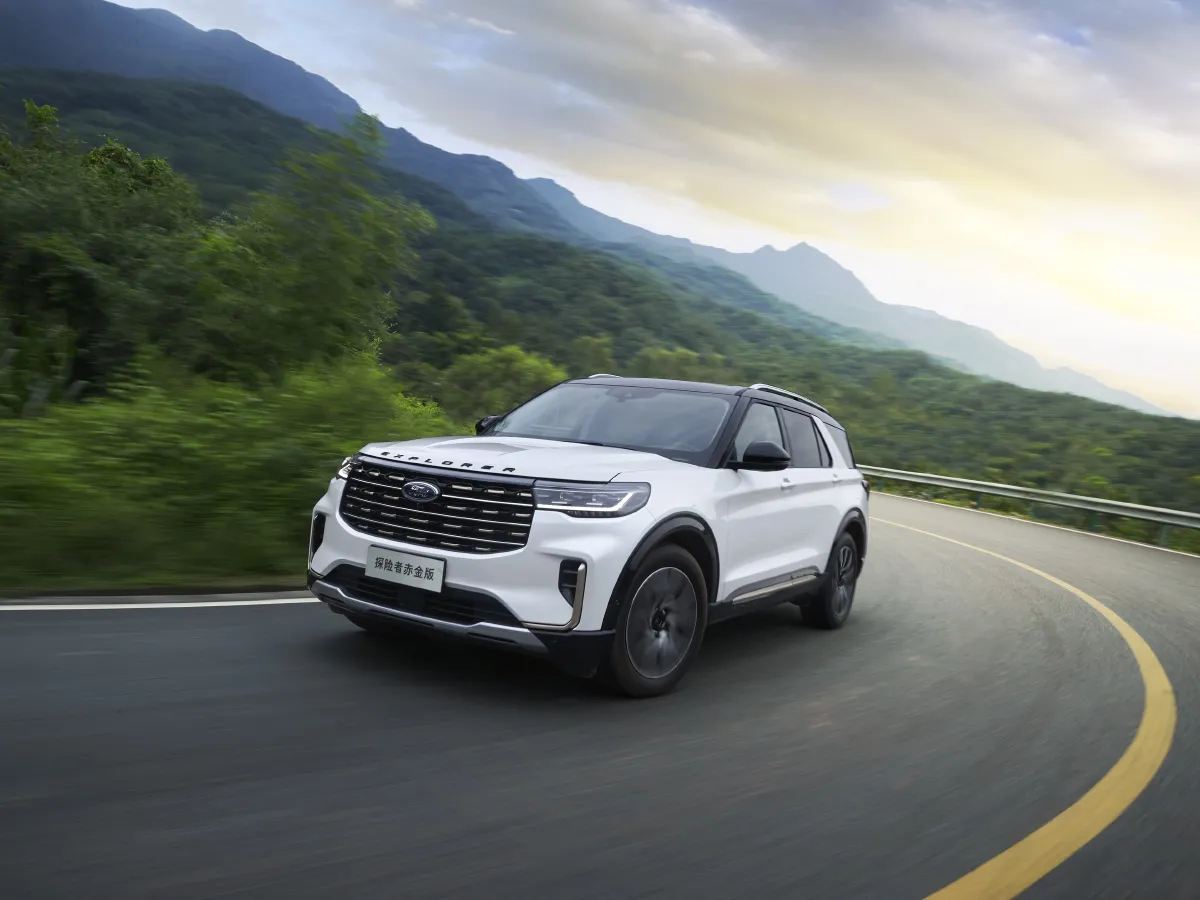 Ford Explorer,autocango,china used car exporter,china ev exporter,chinese used car exporter,chinese used ev exporter