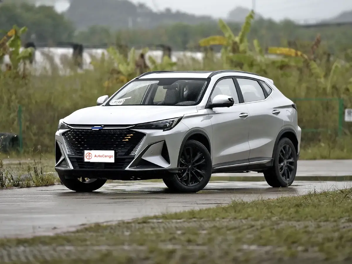 ChangAn Oshan X5 Plus