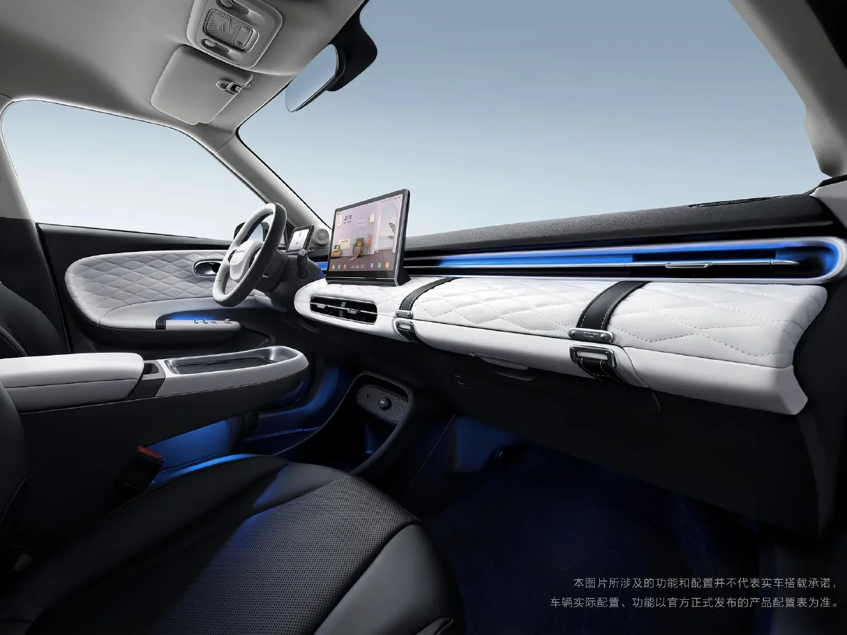 DongFeng eπ 01,autocango,china used car exporter,china ev exporter,chinese used car exporter,chinese used ev exporter