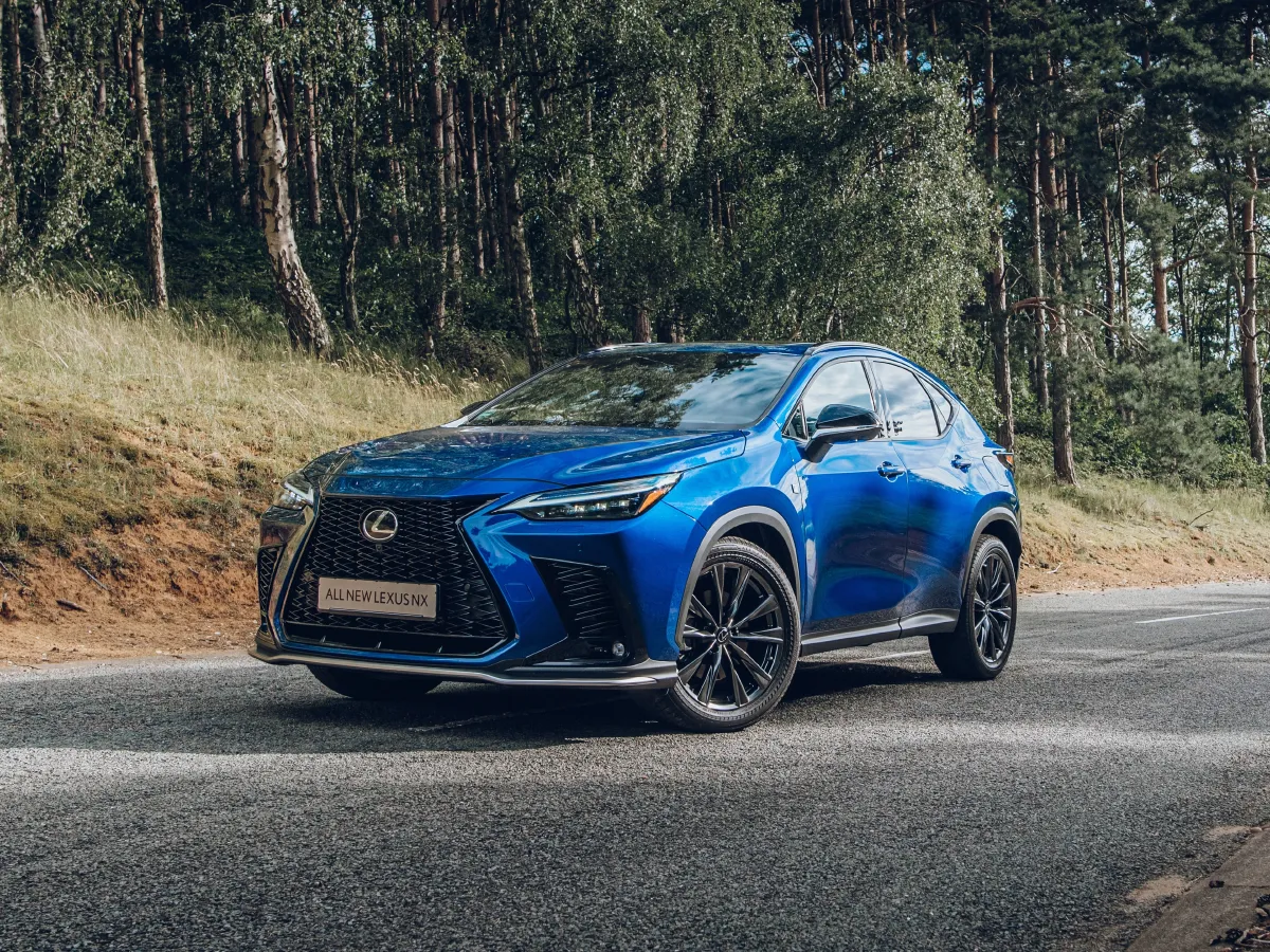 2024 Lexus NX 2.5L 185HP L4 E-CVT PHEV 16KWH,autocango,china used car exporter,china ev exporter,chinese used car exporter,chinese used ev exporter
