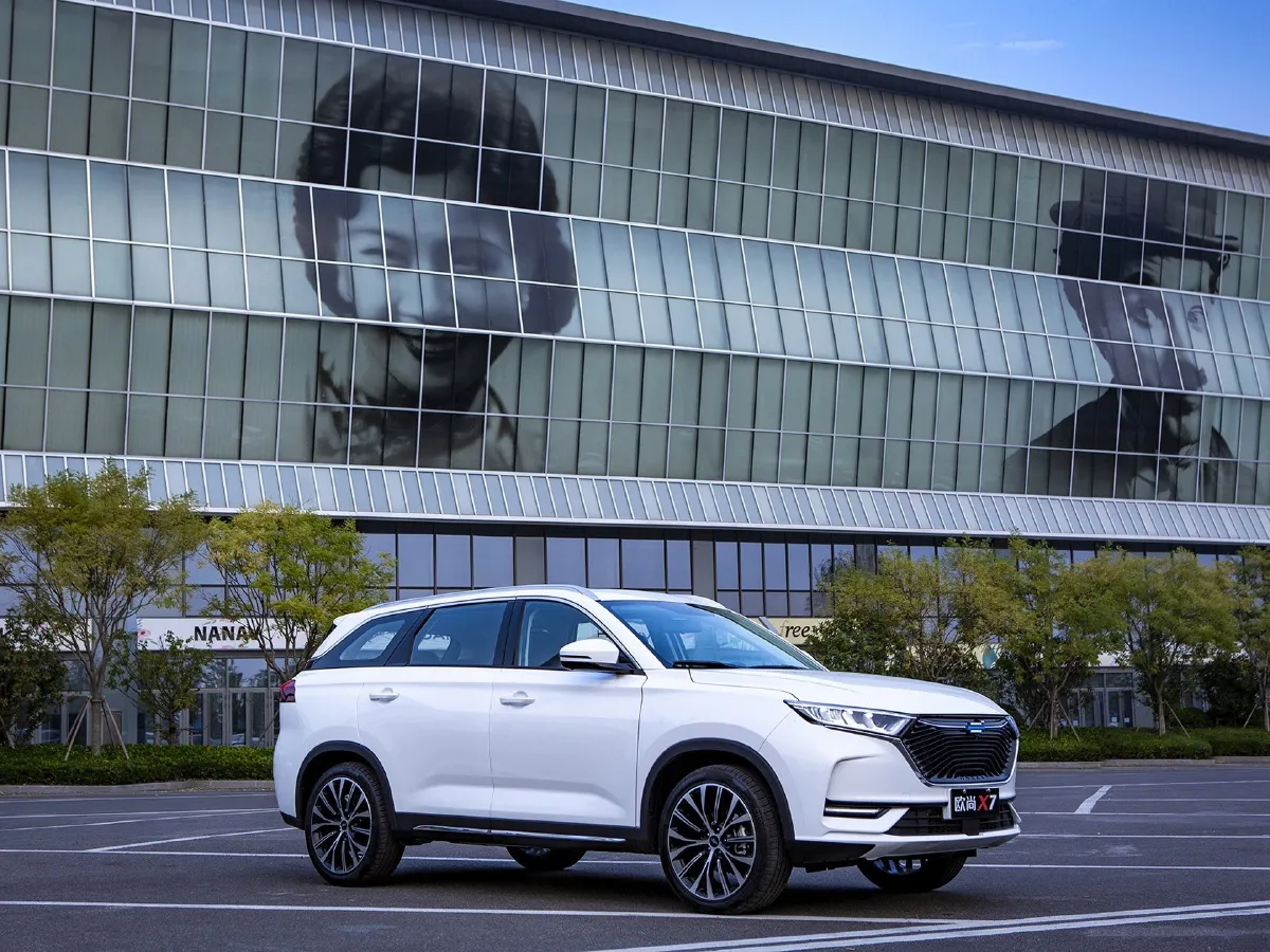 2021 ChangAn Oshan X7 1.5T 178HP L4 6MT,autocango,china used car exporter,china ev exporter,chinese used car exporter,chinese used ev exporter