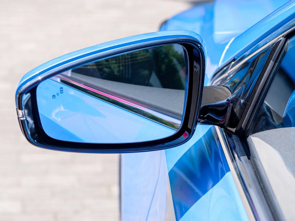 Roewe i6 MAX,autocango,china used car exporter,china ev exporter,chinese used car exporter,chinese used ev exporter