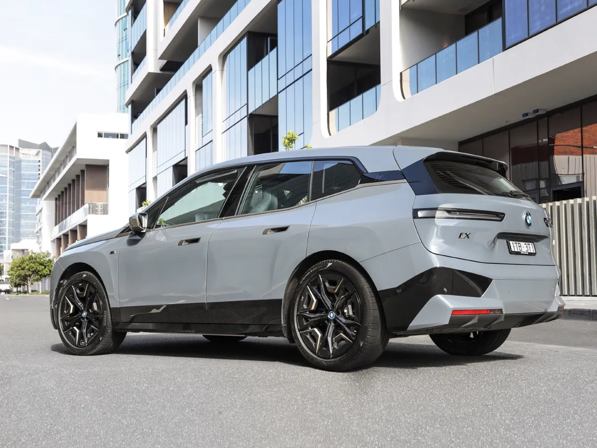 BMW iX,autocango,china used car exporter,china ev exporter,chinese used car exporter,chinese used ev exporter