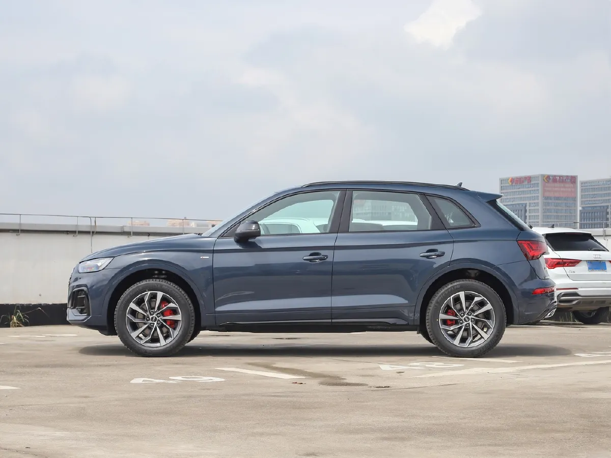 Audi Q5L,autocango,china used car exporter,china ev exporter,chinese used car exporter,chinese used ev exporter