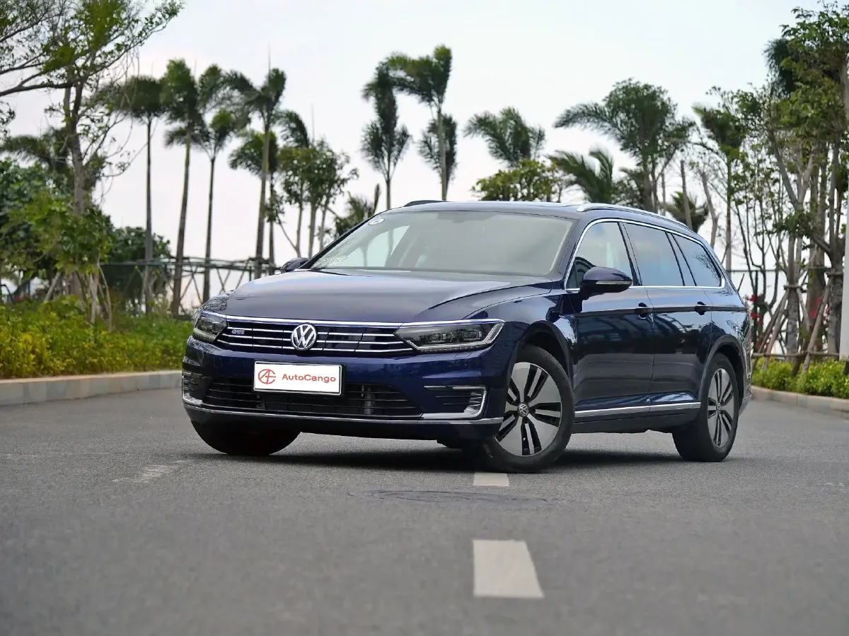 Volkswagen Alltrack,autocango,china used car exporter,china ev exporter,chinese used car exporter,chinese used ev exporter