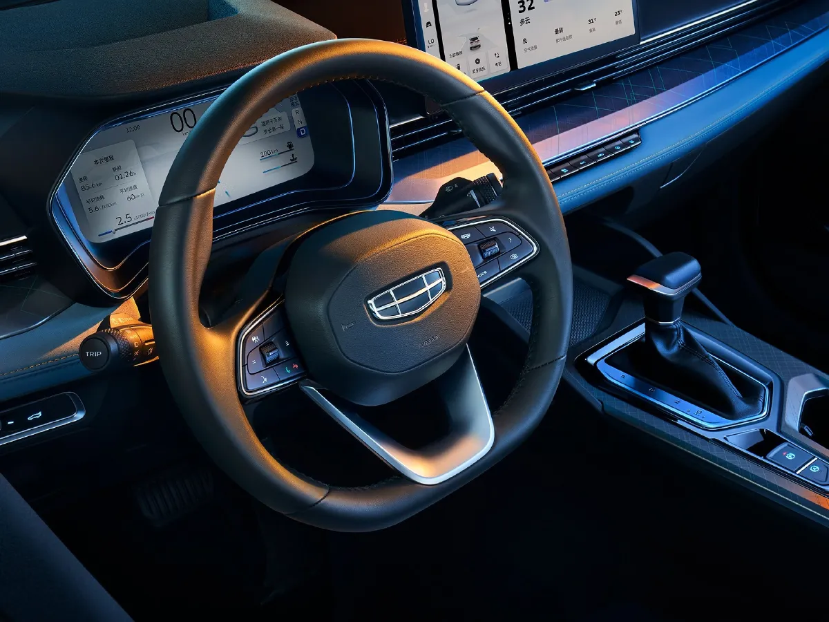 Geely Emgrand L,autocango,china used car exporter,china ev exporter,chinese used car exporter,chinese used ev exporter