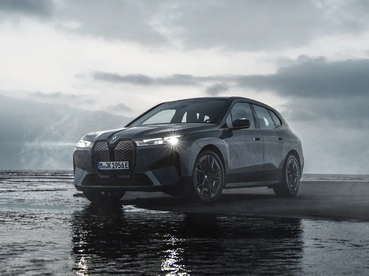 BMW iX,autocango,china used car exporter,china ev exporter,chinese used car exporter,chinese used ev exporter