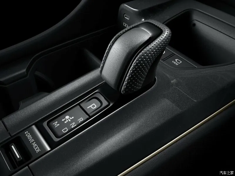 Toyota Crown,autocango,china used car exporter,china ev exporter,chinese used car exporter,chinese used ev exporter