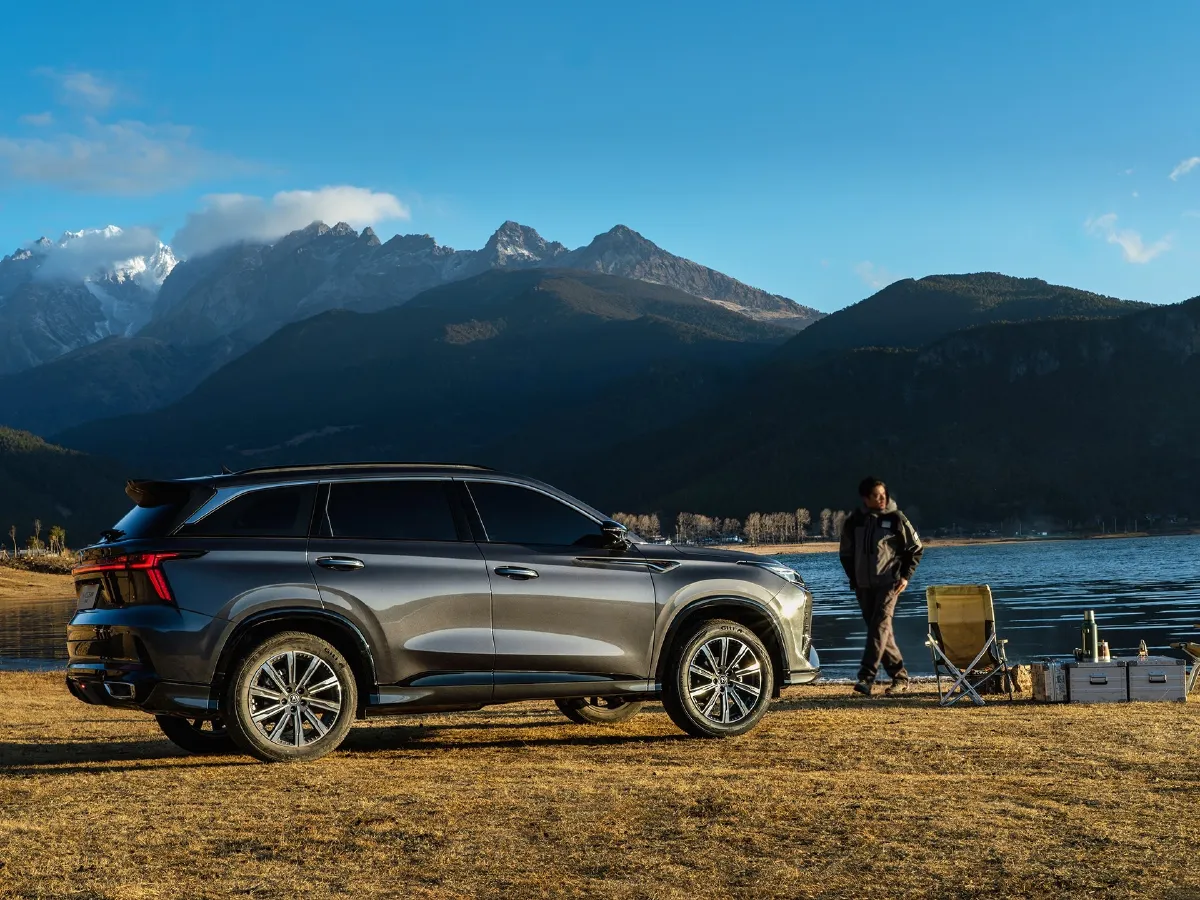 ChangAn CS75 Plus,autocango,china used car exporter,china ev exporter,chinese used car exporter,chinese used ev exporter