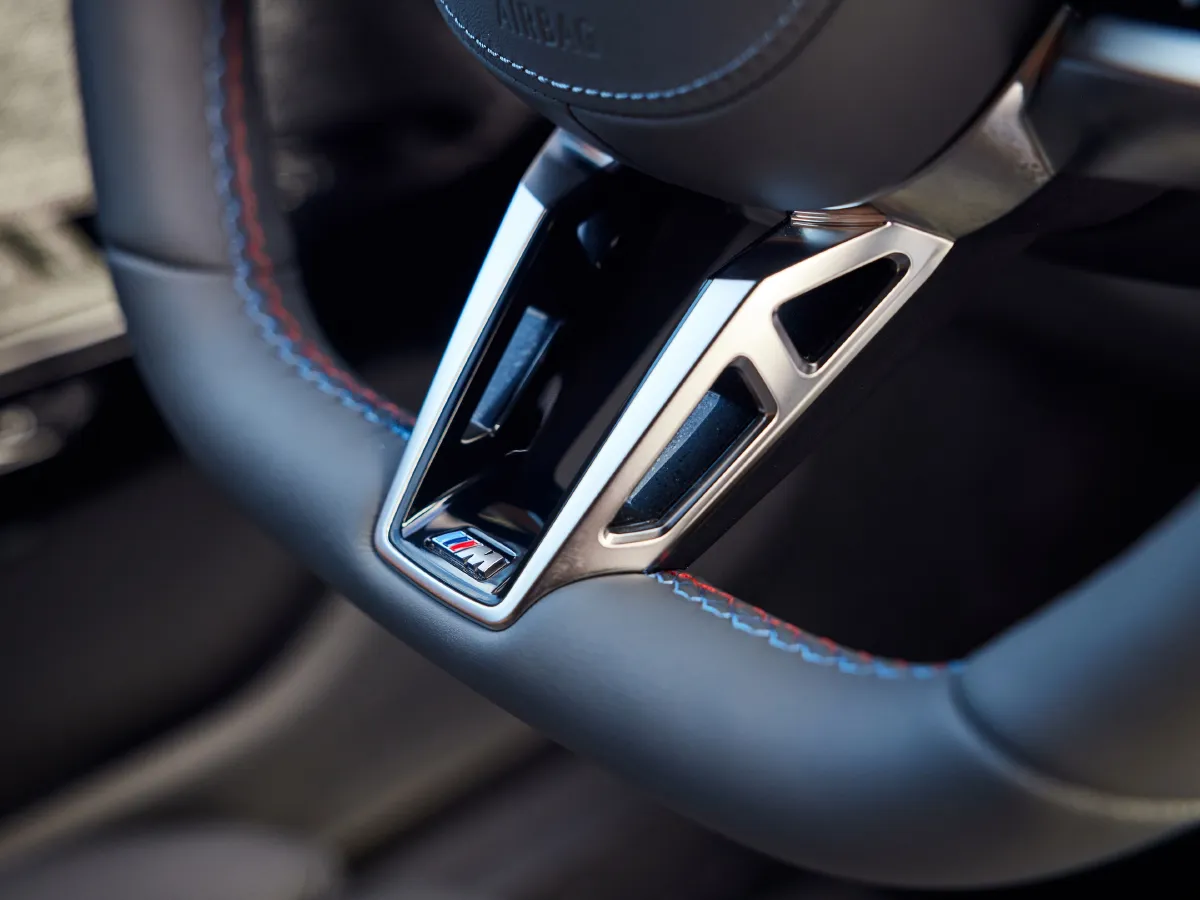 BMW i7,autocango,china used car exporter,china ev exporter,chinese used car exporter,chinese used ev exporter