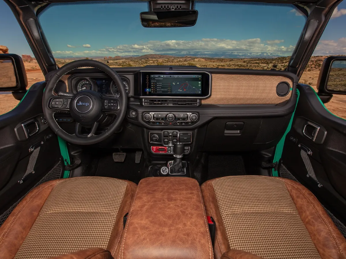 Jeep Wrangler,autocango,china used car exporter,china ev exporter,chinese used car exporter,chinese used ev exporter