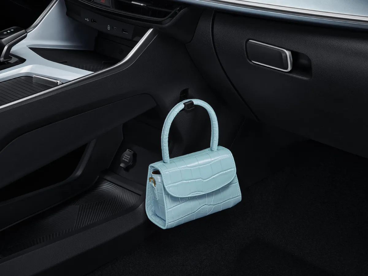 Geely JiaJi,autocango,china used car exporter,china ev exporter,chinese used car exporter,chinese used ev exporter