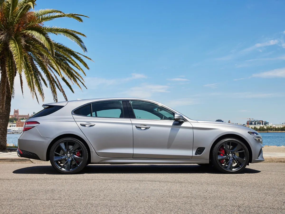 Genesis G70,autocango,china used car exporter,china ev exporter,chinese used car exporter,chinese used ev exporter