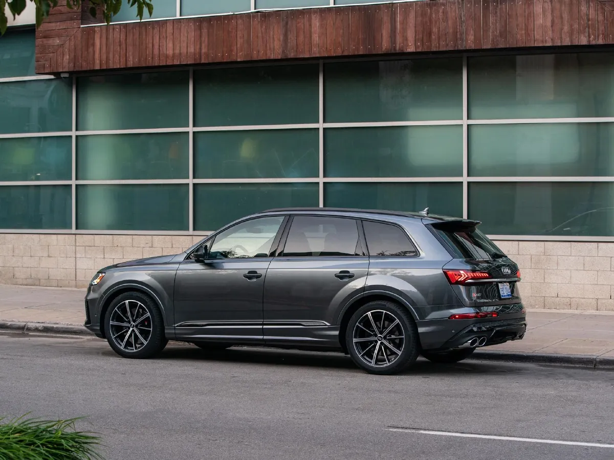 Audi SQ7,autocango,china used car exporter,china ev exporter,chinese used car exporter,chinese used ev exporter