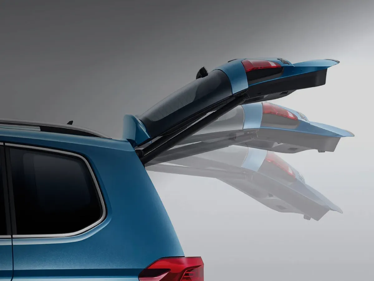 Volkswagen Touran,autocango,china used car exporter,china ev exporter,chinese used car exporter,chinese used ev exporter