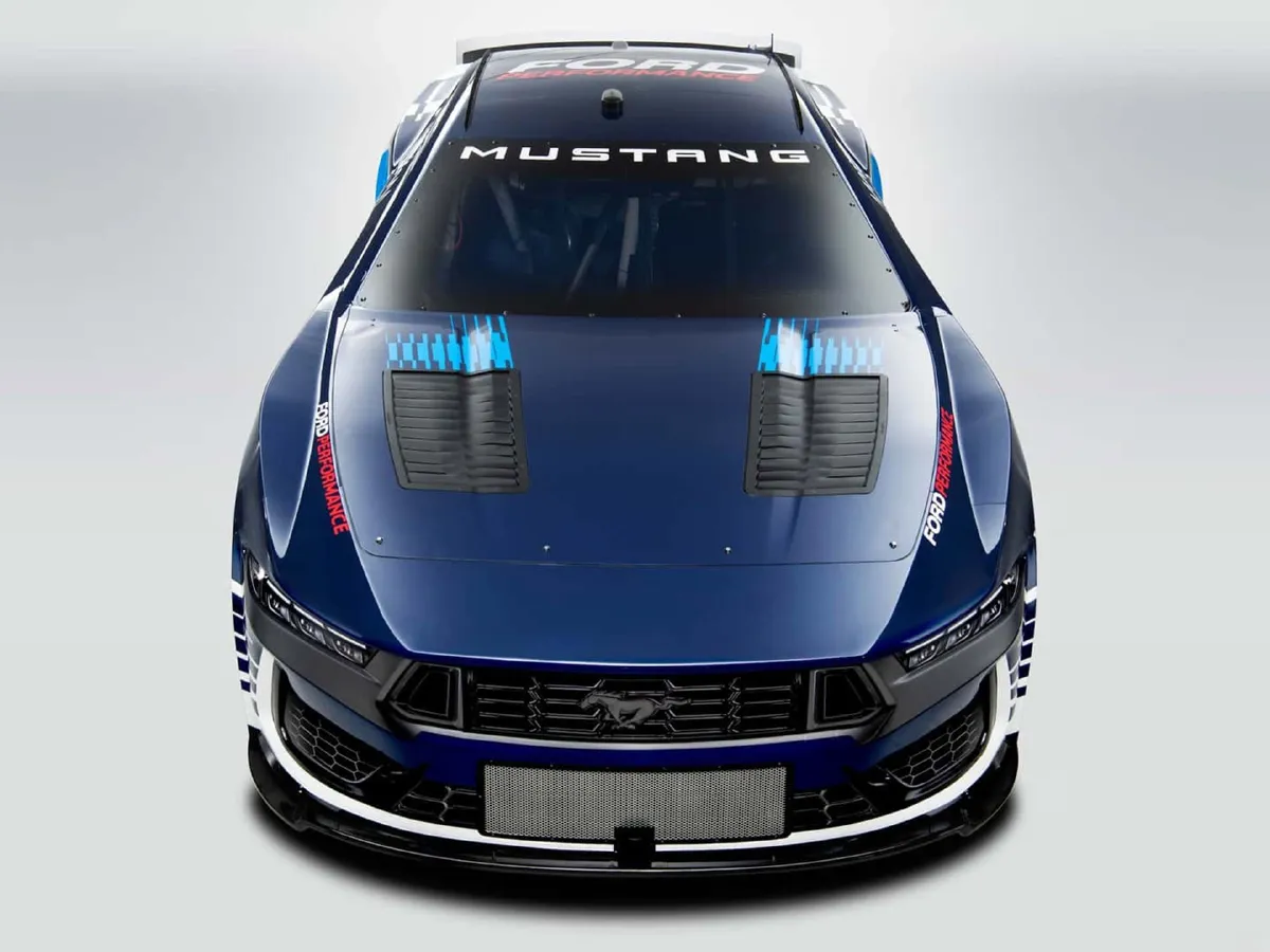 Ford Mustang,autocango,china used car exporter,china ev exporter,chinese used car exporter,chinese used ev exporter