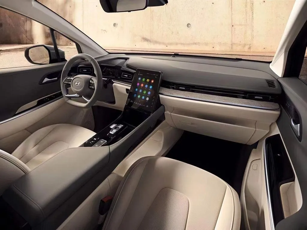 Hyundai Custo,autocango,china used car exporter,china ev exporter,chinese used car exporter,chinese used ev exporter