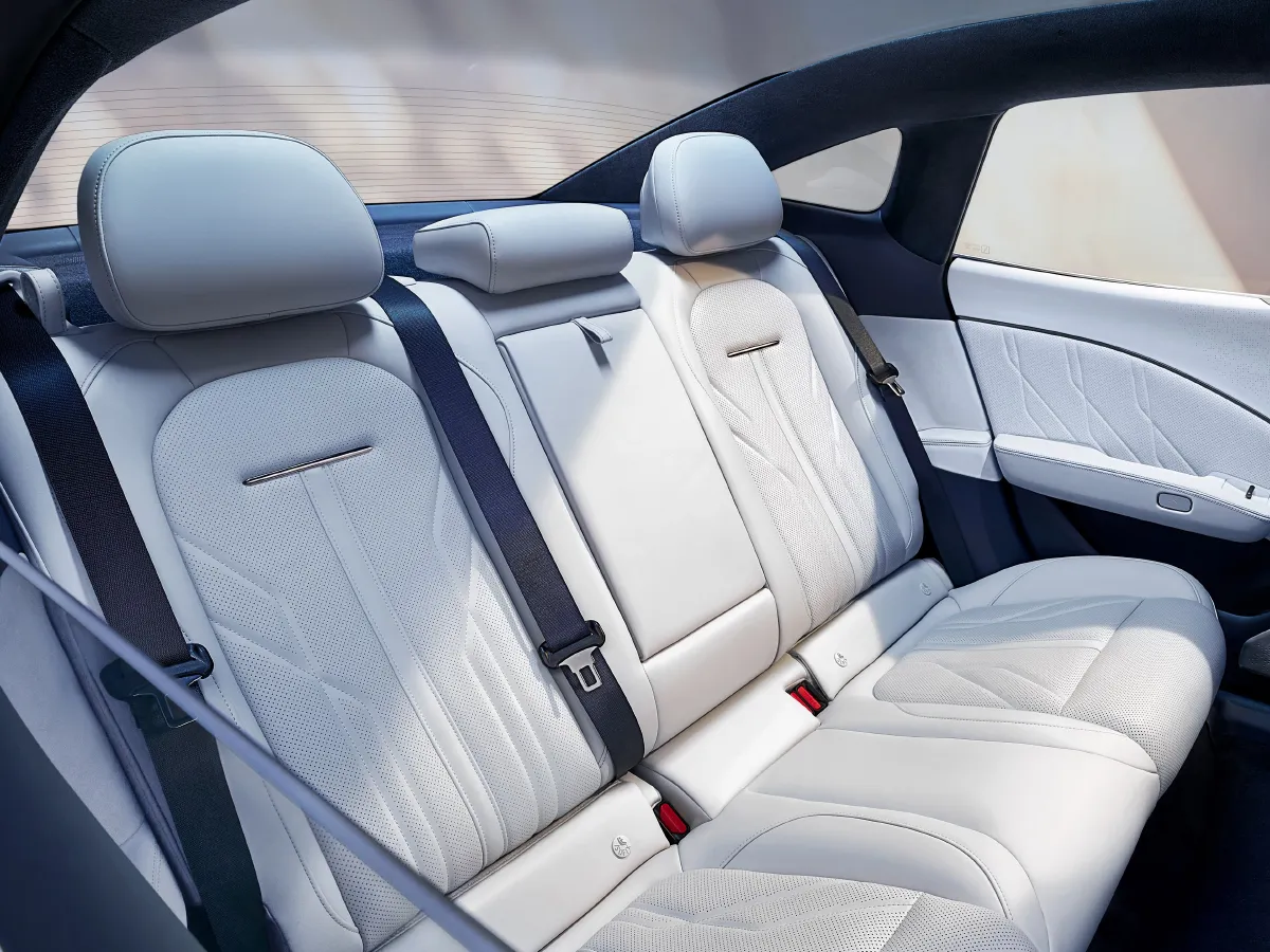 Zeekr 007,autocango,china used car exporter,china ev exporter,chinese used car exporter,chinese used ev exporter