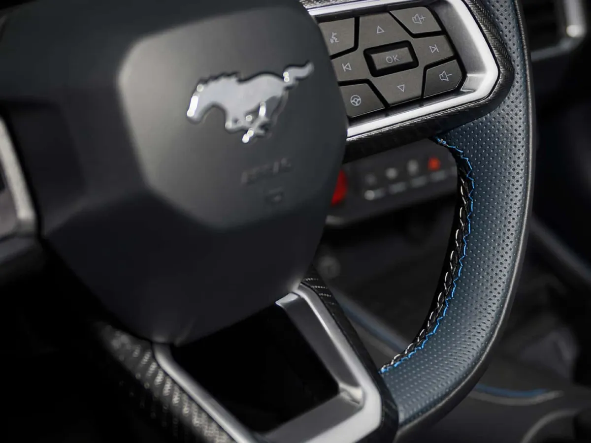 Ford Mustang,autocango,china used car exporter,china ev exporter,chinese used car exporter,chinese used ev exporter