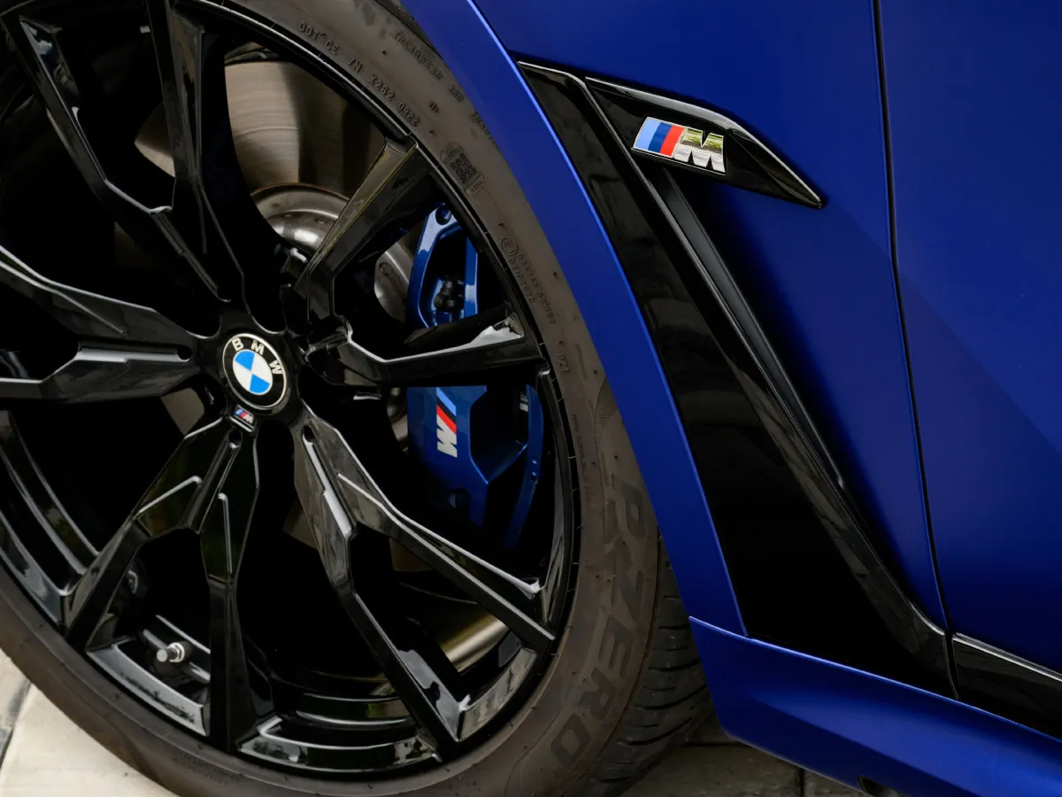 BMW X7,autocango,china used car exporter,china ev exporter,chinese used car exporter,chinese used ev exporter