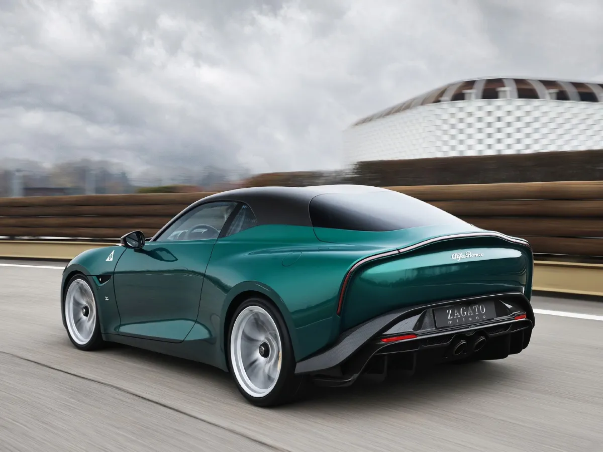 Alfa Romeo Giulia,autocango,china used car exporter,china ev exporter,chinese used car exporter,chinese used ev exporter