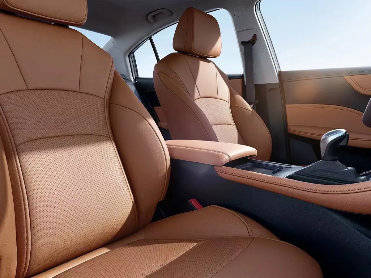 2024 Roewe i5 1.5L 129HP L4 CVT,autocango,china used car exporter,china ev exporter,chinese used car exporter,chinese used ev exporter